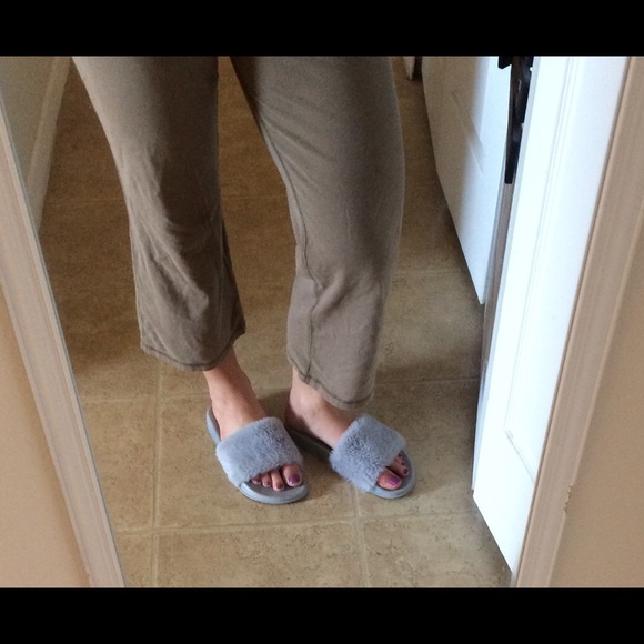 Faux fur slide sandals - Picture 5 of 5